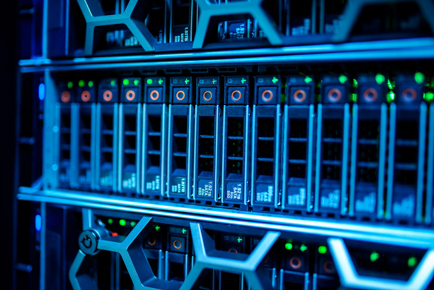 Cube tilbyder hosting, e-mai, webshop, betalingsløsning, sikkerhed og backupløsninger